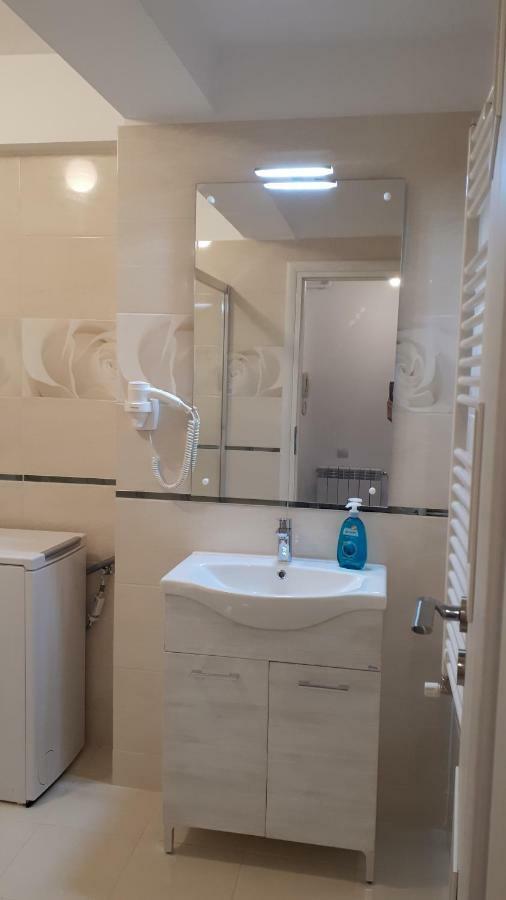 Tibiscum Apartament, Bucuresti Екстер'єр фото